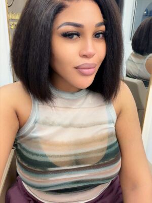 Kinky Straight Bob